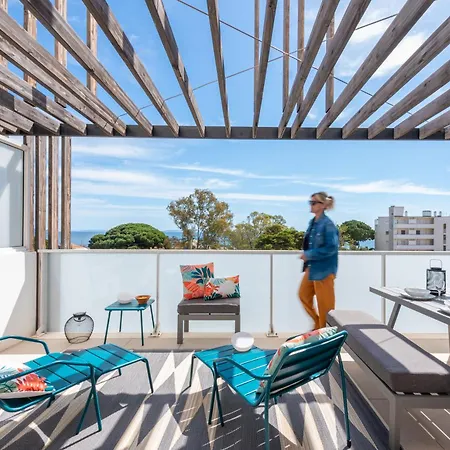 Appartement Vue 50m Des Salins Piscine 2 Parkings Terrasse Hyères