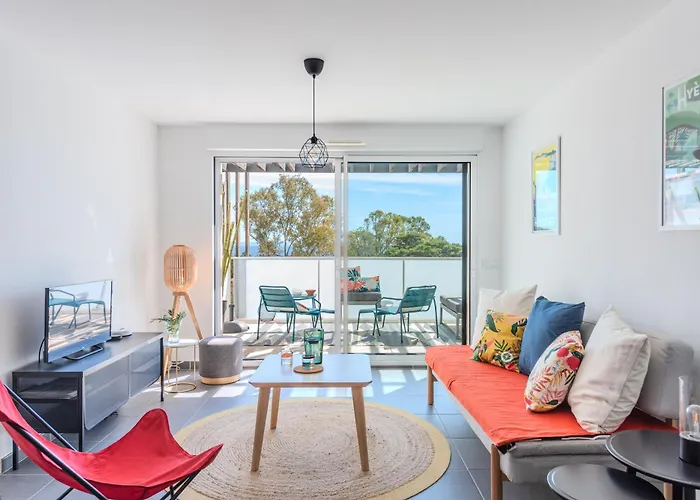 Apartment Vue 50m Des Salins Piscine 2 Parkings Terrasse